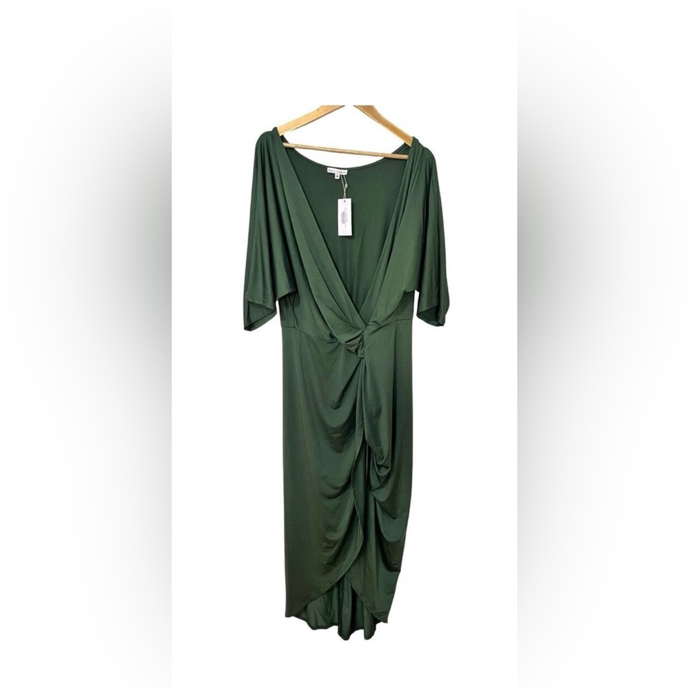 NWT. Baltic Born Solana Ruched Dress Size 3X Hunter Green Wedding Guest Event